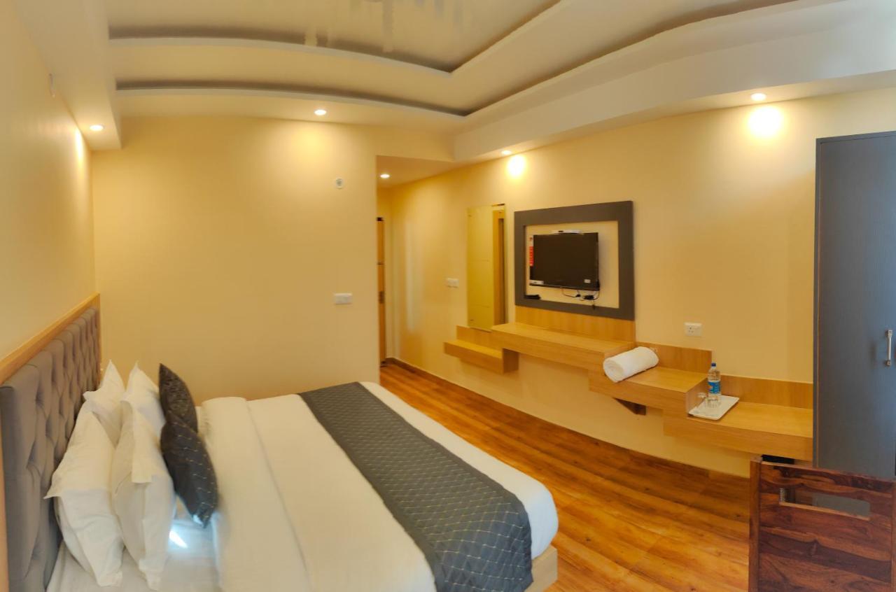 The Fragrance Hotel Katra  Exterior photo